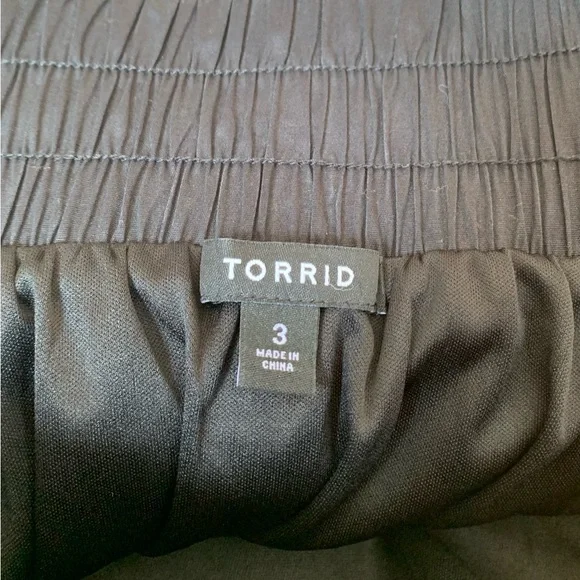 Torrid Black Tiered Midi Peasant Skirt - Picture 8 of 10